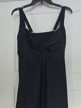 Black Twist-Front Women’s Swim Tankini